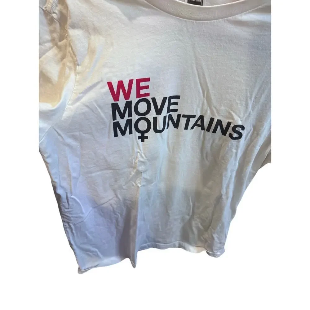 The  North Face Unisex Graphic Tshirt Size Small